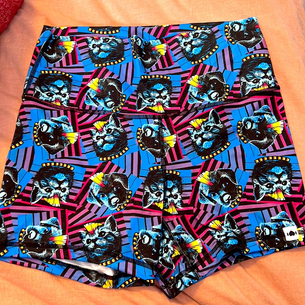 WODBottom Cat/Dog Mohawk high rise 3” inseam shorts